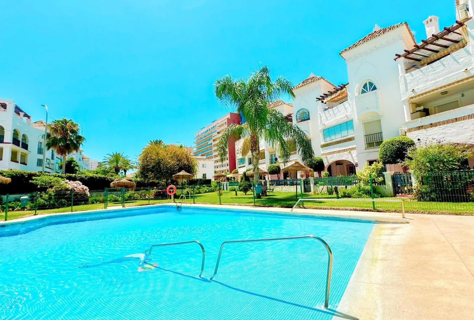Wonderful Apt Pool & Beach Benalmadena Spain