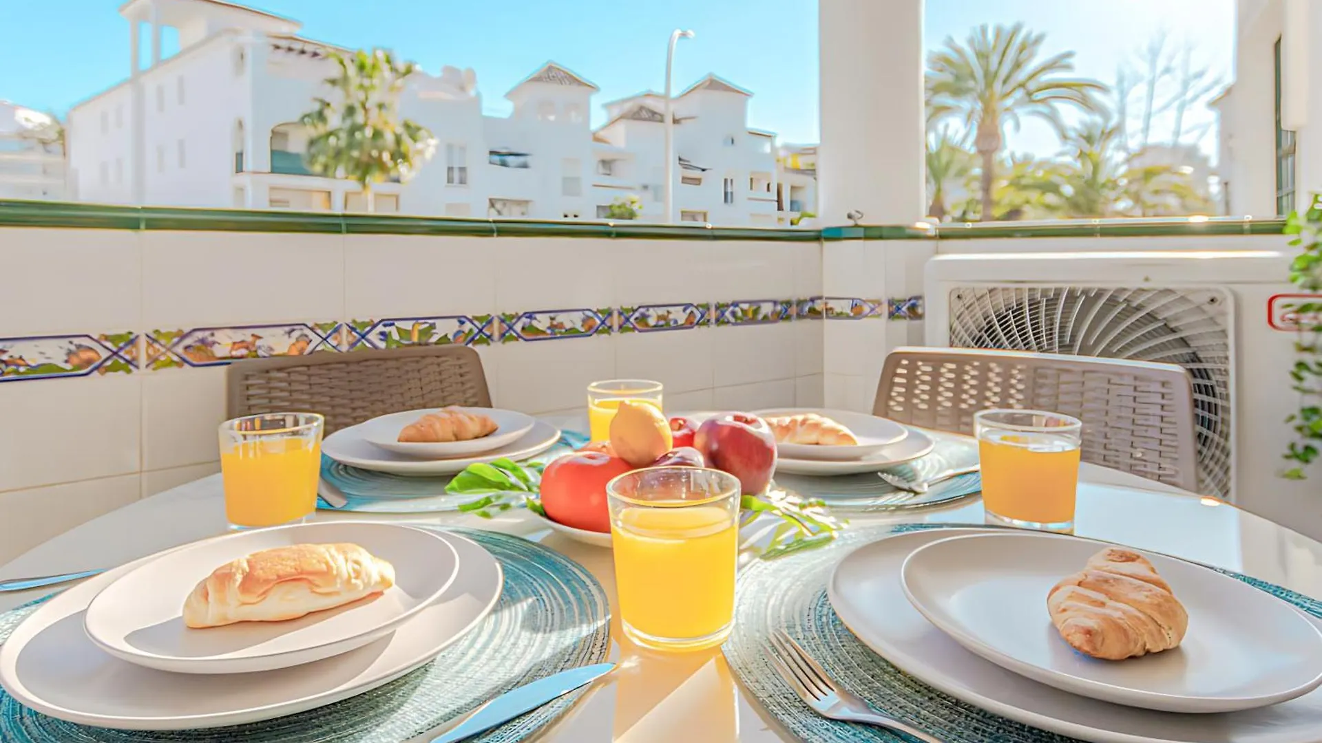 Wonderful Apt Pool & Beach Benalmadena